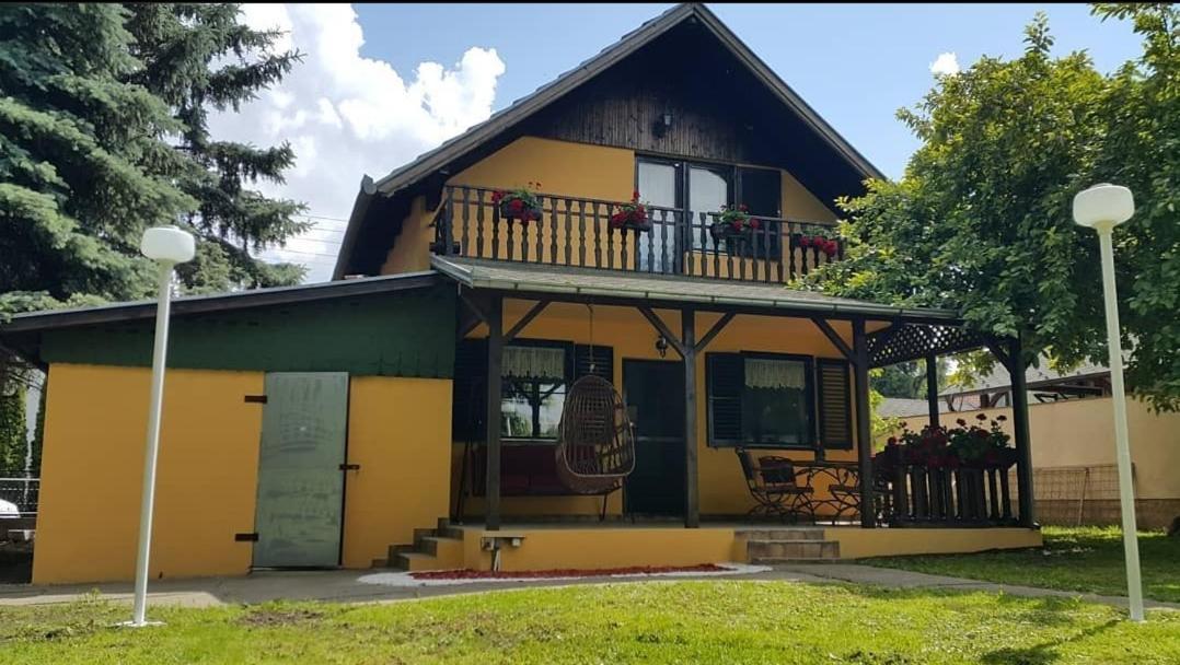 Kuca Ribarev San Villa Beocin Exteriör bild