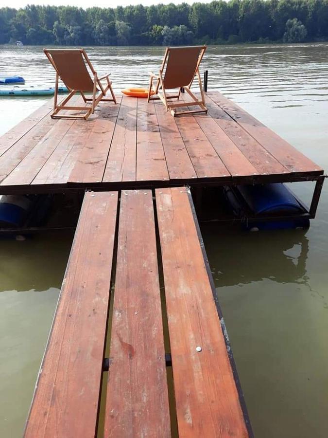Kuca Ribarev San Villa Beocin Exteriör bild