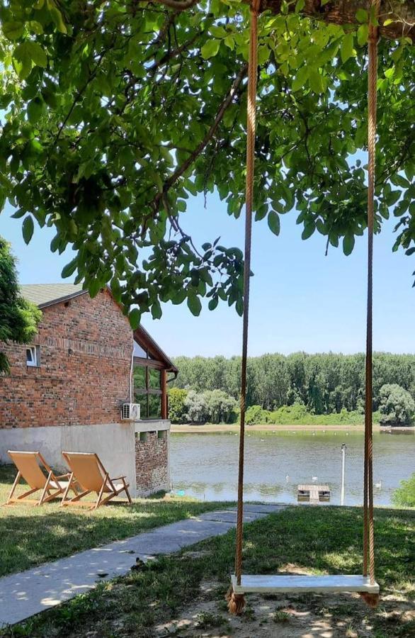 Kuca Ribarev San Villa Beocin Exteriör bild