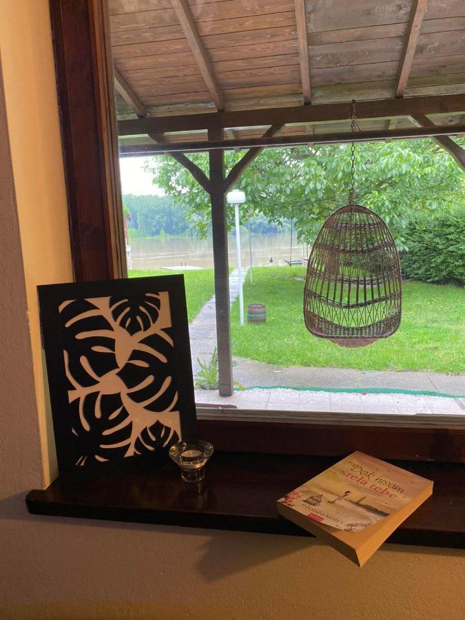 Kuca Ribarev San Villa Beocin Exteriör bild